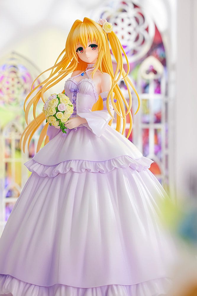 To Love-Ru Darkness PVC Statue 1/7 Golden Darkness Wedding Dress Ver. 23 cm - MangaShop.ro