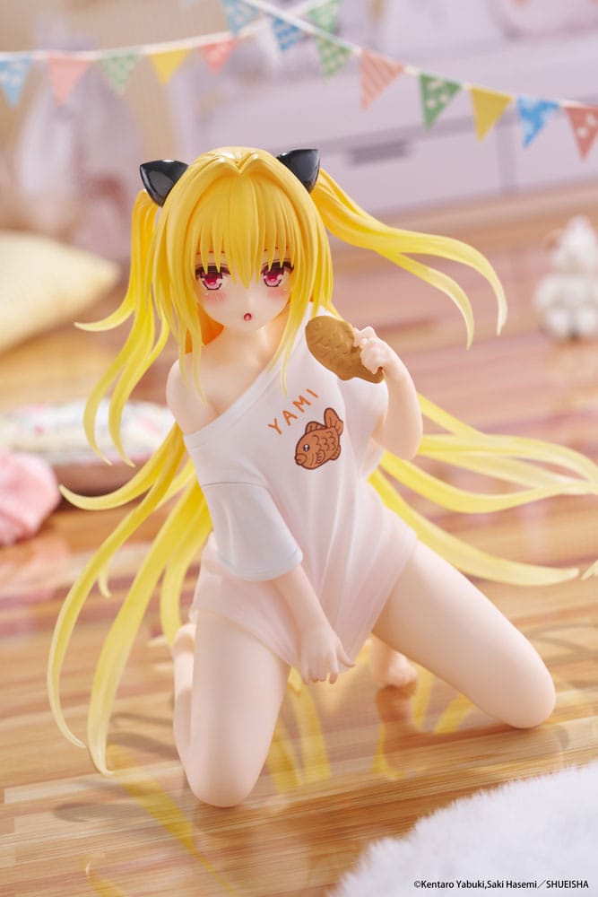 To Love-Ru Darkness PVC Statue Desktop Cute Figure Golden Darkness Roomwear Ver. 13 cm - MangaShop.ro