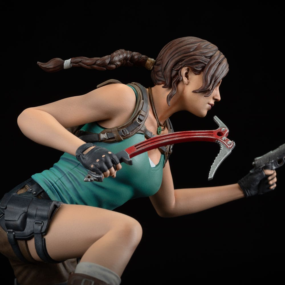 Tomb Raider PVC Statue Lara Croft 24 cm - MangaShop.ro