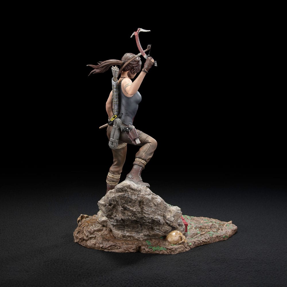 Tomb Raider PVC Statue Lara Croft Survivor Era 33 cm - MangaShop.ro