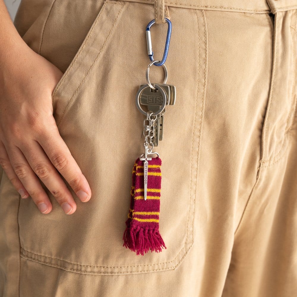 Harry Potter Keyring Gryffindor Scarf 15 cm - MangaShop.ro