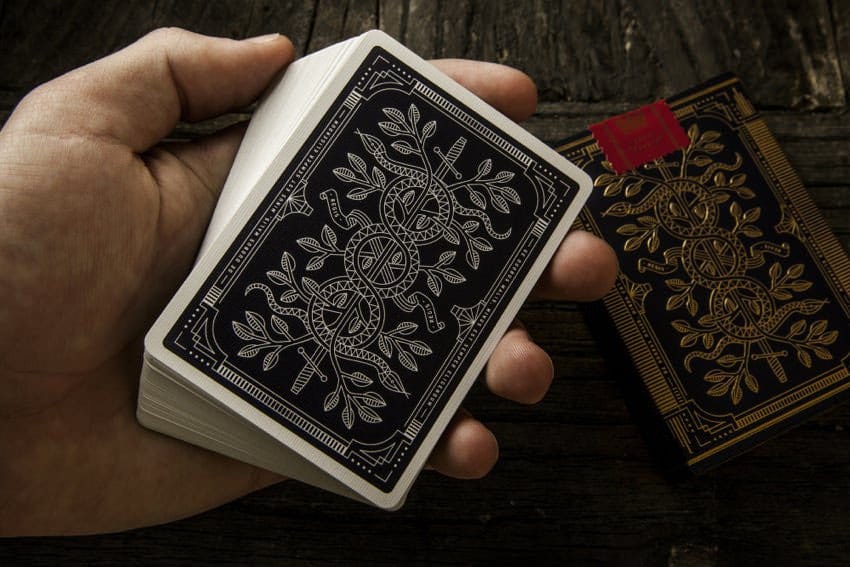 Monarchs Playing Cards - MangaShop.ro