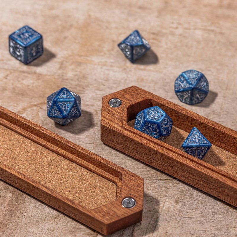 Q Workshop Sapelli Dice Box All dice tell a story - MangaShop.ro