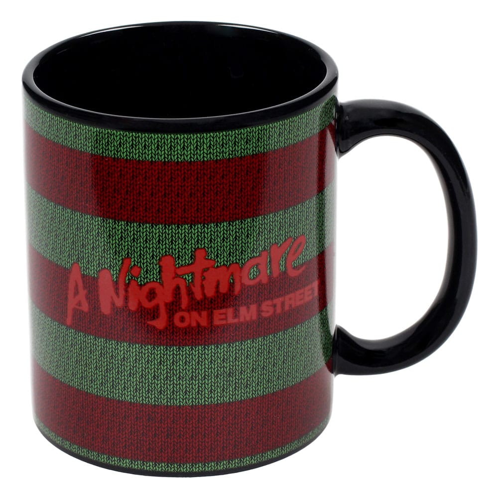 A Nightmare on Elm Street Gift Set Mug & Keyring A Nightmare on Elm Street - MangaShop.ro