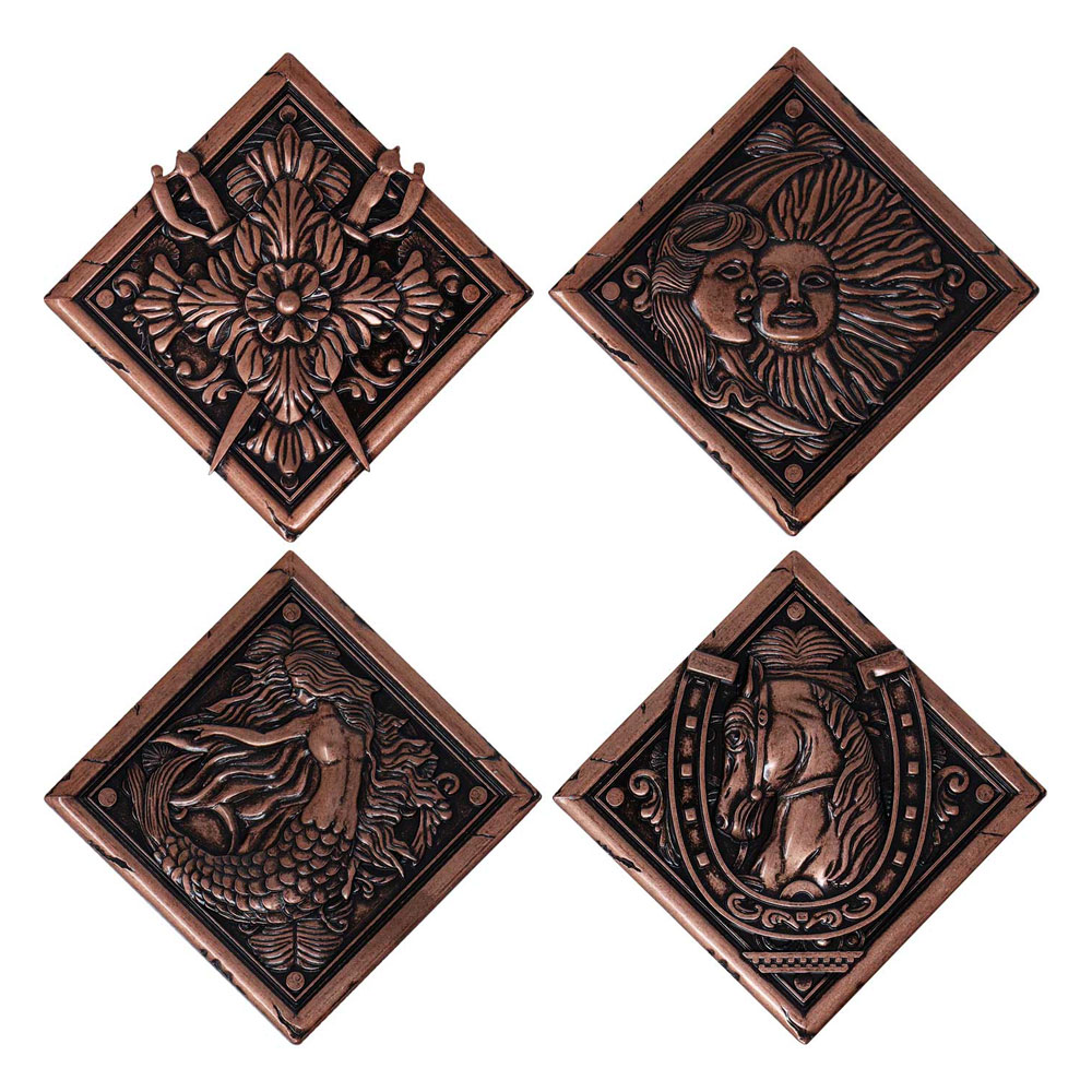 Resident Evil VIII Medallion Set House Crest Limited Edition - MangaShop.ro