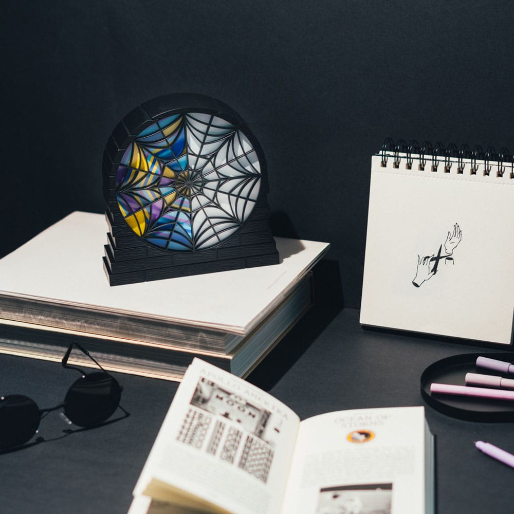 Wednesday Lamp with USB-C Ophelia Hall Window - MangaShop.ro