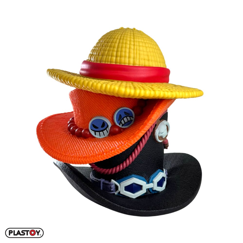 One Piece Coin Bank Stack of Hats - MangaShop.ro