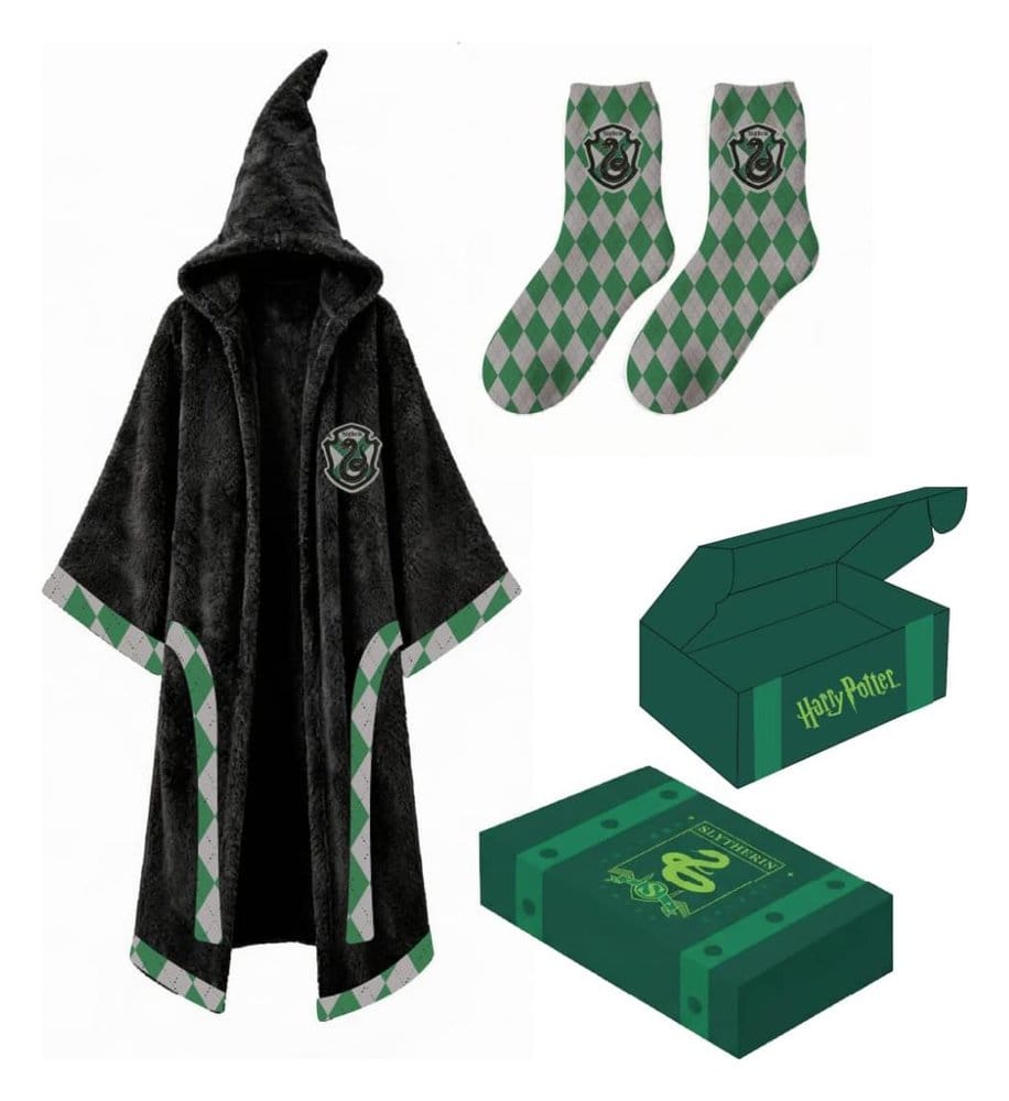 Harry Potter Fleece Cape & Socks Gift Set - MangaShop.ro