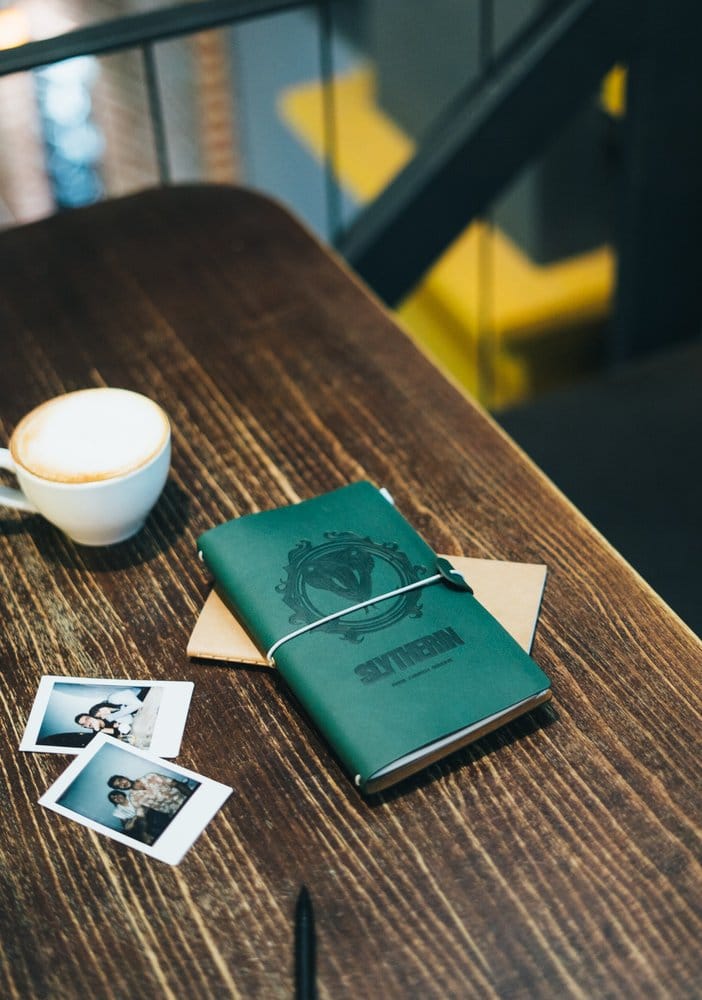 Harry Potter Travel Journal Slytherin 20 cm - MangaShop.ro