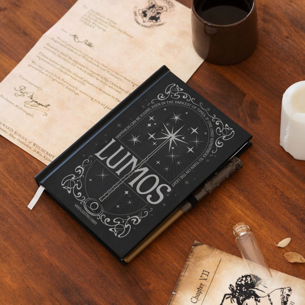 Harry Potter Premium Notebook A5 with Light Lumos Maxima - MangaShop.ro