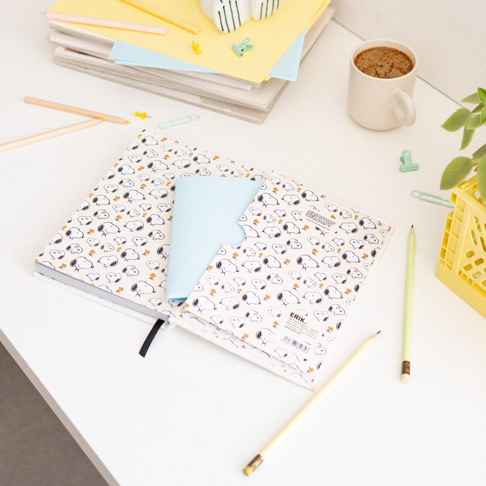 Peanuts Premium Plush Notebook A5 Snoopy - MangaShop.ro