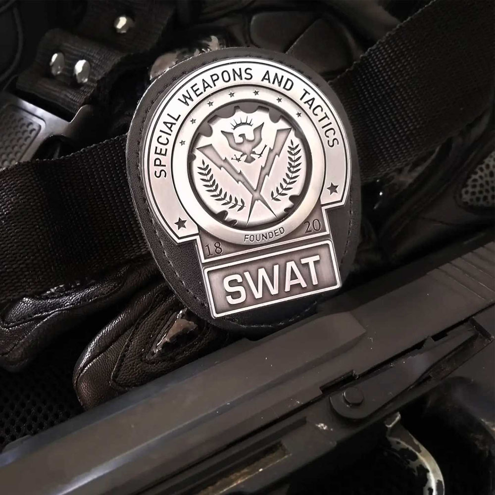 Batman The Dark Knight Replica 1/1 Gotham City SWAT Badge Limited Edition - MangaShop.ro
