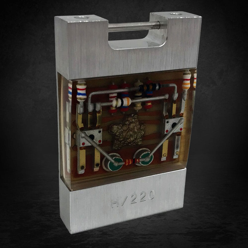 James Bond Prop Replica 1/1 Solex Agitator Limited Edition - MangaShop.ro