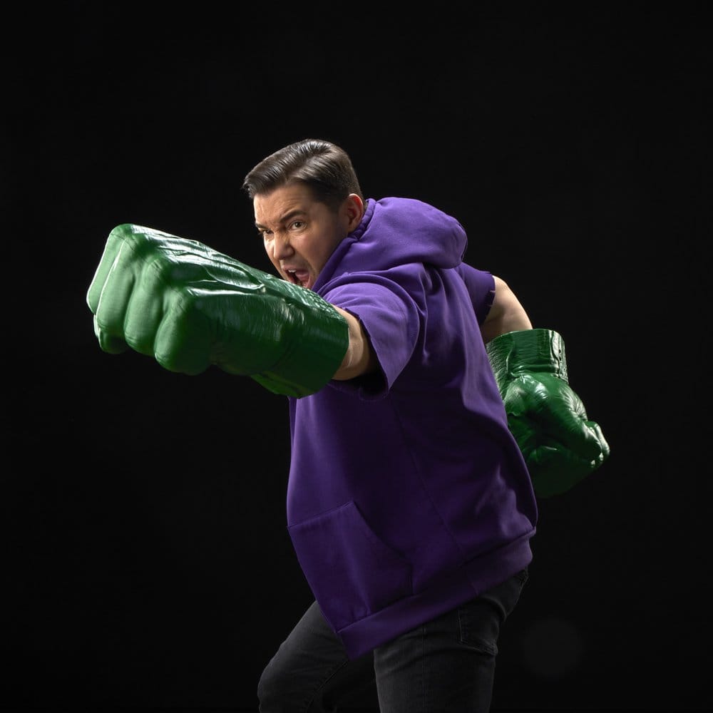 The Incredible Hulk Marvel Legends Premium Roleplay Fists - MangaShop.ro