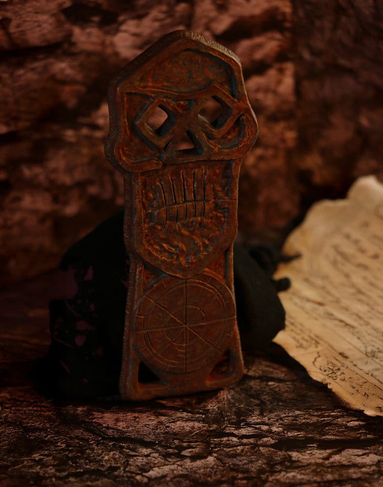 The Goonies Replica Bones Key 25 cm - MangaShop.ro