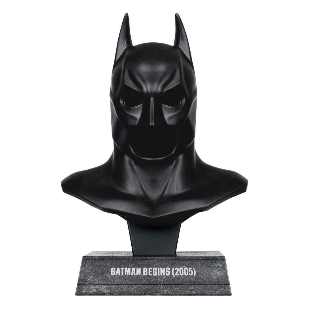 Batman Begins DC Direct Mini Replica 1/3 Batman Cowl 19 cm - MangaShop.ro