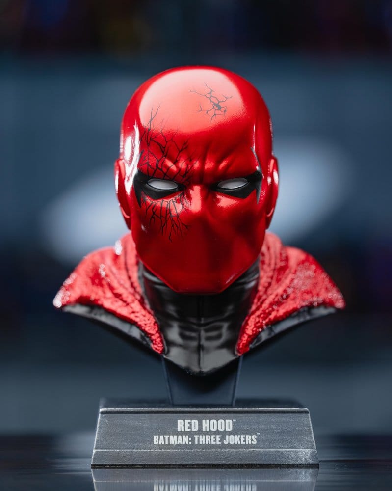 Batman DC Direct Mini-Replica 1/3 Red Hood Mask (Batman: Three Jokers) (Chase) 23 cm - MangaShop.ro