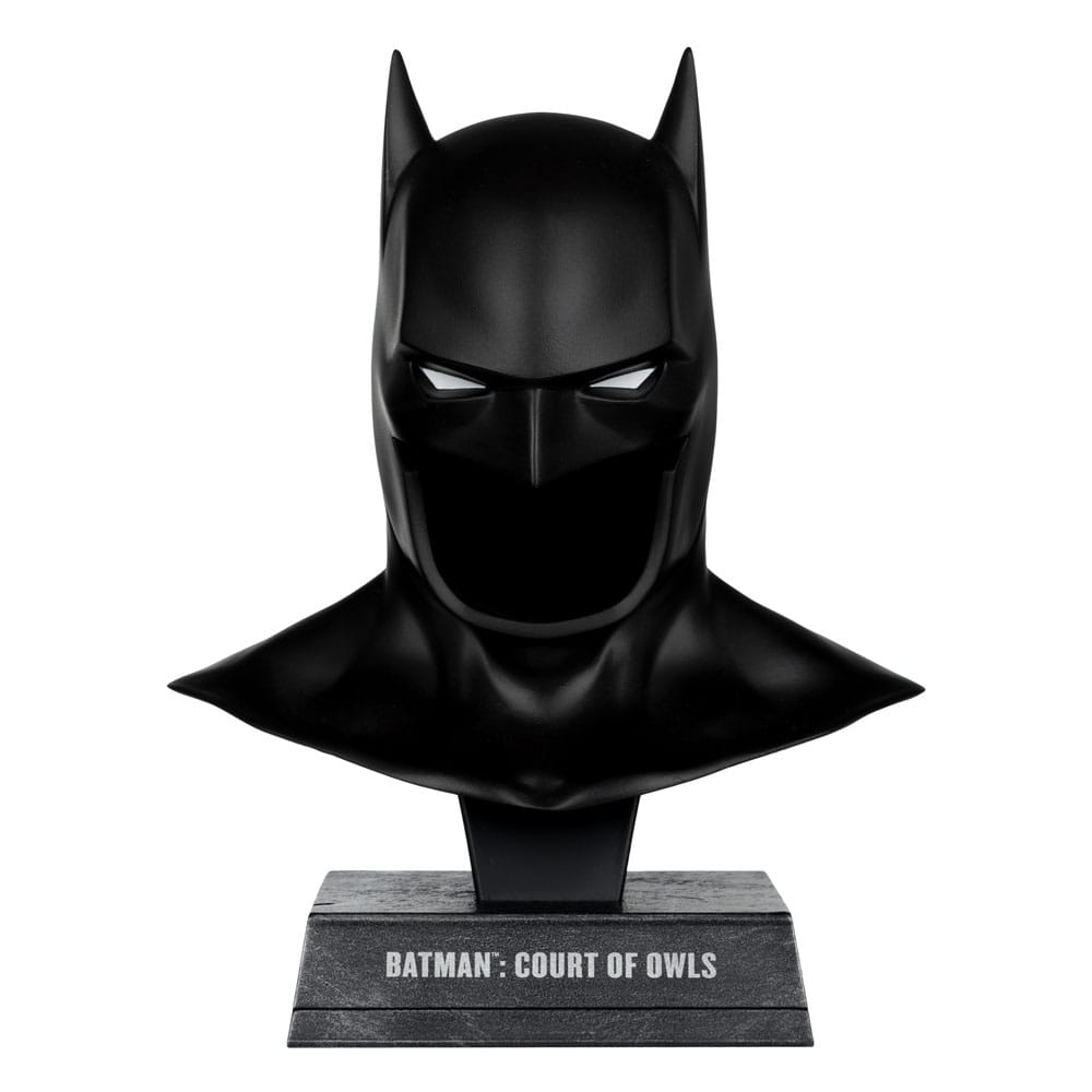Batman DC Direct Mini Replica 1/3 Batman Cowl (Court of Owls) 15 cm - MangaShop.ro