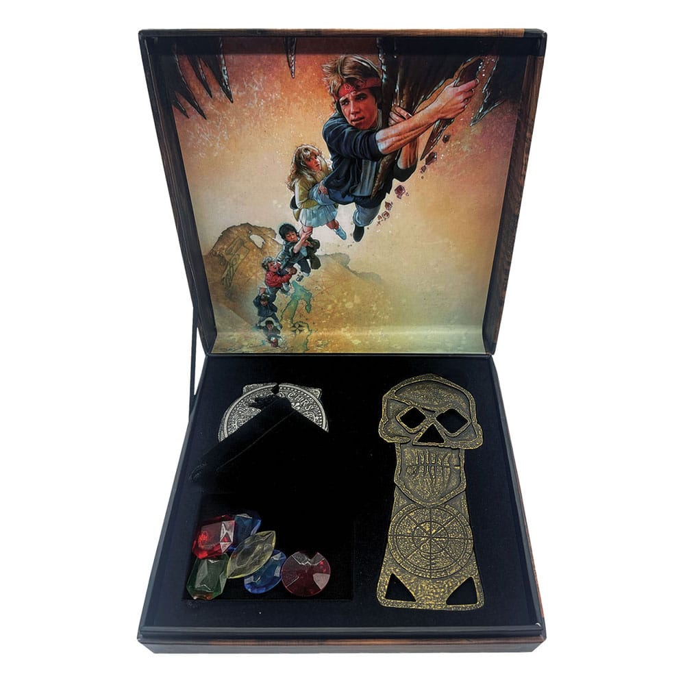 The Goonies Replica Treasure Set Limited Edition - MangaShop.ro