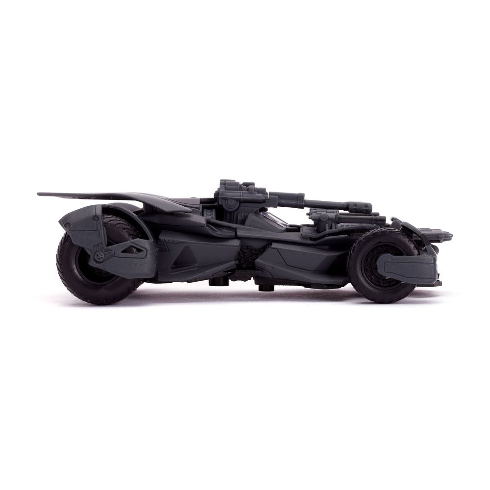 Justice League Hollywood Rides Diecast Model 1/32 Batmobile with Figure - MangaShop.ro